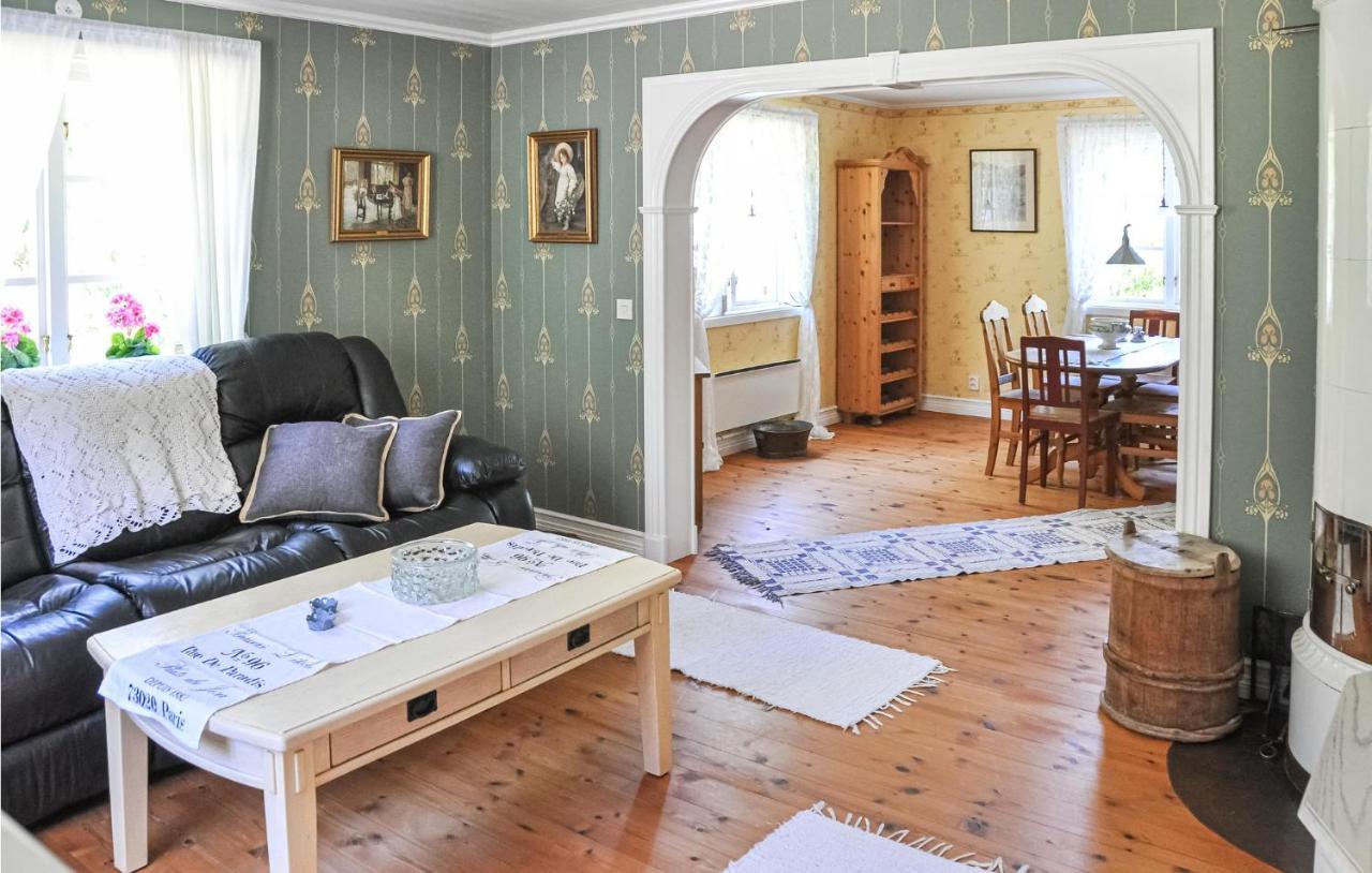 Cozy Home In Lesjoefors With Kitchen Lesjofors Extérieur photo