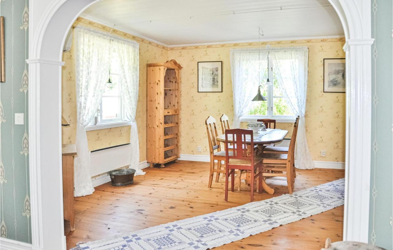 Cozy Home In Lesjoefors With Kitchen Lesjofors Extérieur photo